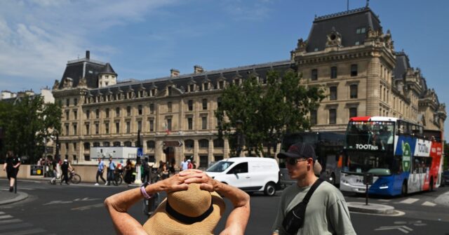 france-records-1,000-excess-deaths-during-heat-wave-as-public-swelters-without-air-conditioning