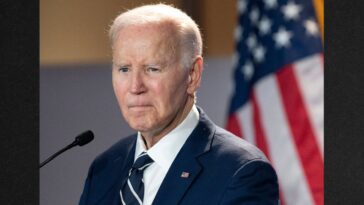 ‘genocide-joe!’:-biden-heckled-at-democratic-party-gala,-speech-plagued-by-boos