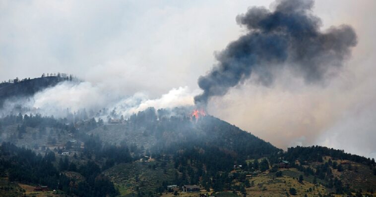 devastating:-3-firefighters-die-battling-massive-colorado-utah-wildfire