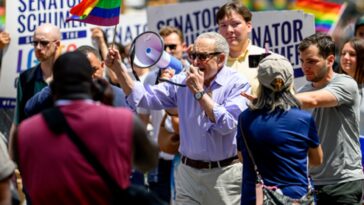 video:-chuck-schumer-relentlessly-booed-at-nyc-‘pride’-parade