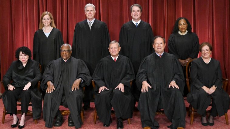 alito-blasts-latest-scotus-ballot-ruling-as-invitation-to-‘voter-fraud’-risks