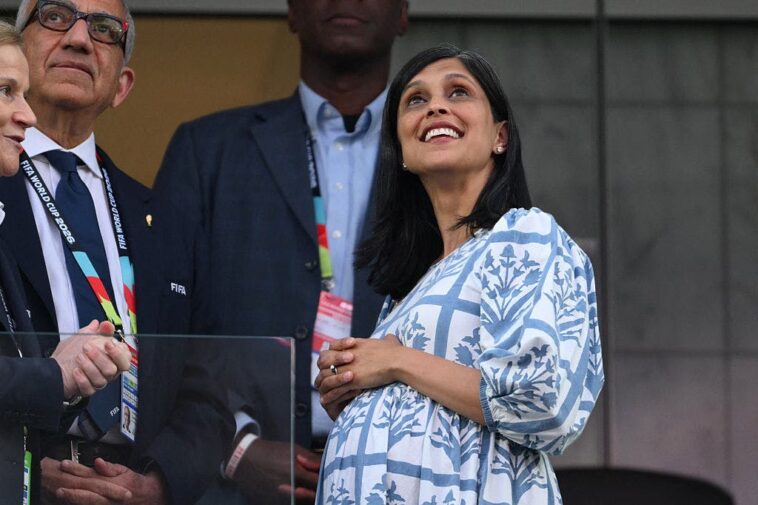 usha-vance-just-wore-a-maternity-outfit-moms-can-actually-afford