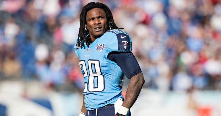 ex-nfl-superstar-chris-johnson,-40,-diagnosed-with-als,-can-no-longer-speak