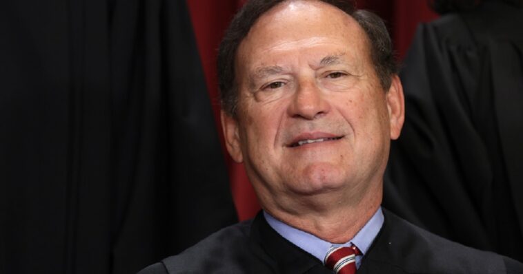 npr-retracts-bombshell-story-about-supreme-court-justice-retiring