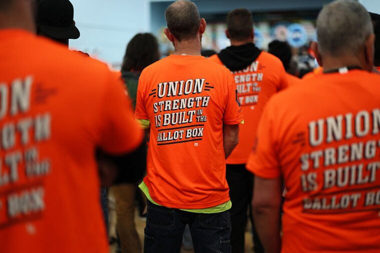 union-backed-democrats-launch-‘blue-collar-brigade’-to-woo-the-working-class