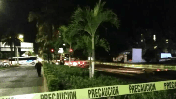 real-life-‘citizen-vigilante’-in-mexico-goes-viral-after-taping-up-thieves