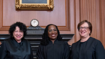 three-of-nine-supremes-believe-in-‘transgender-girls’