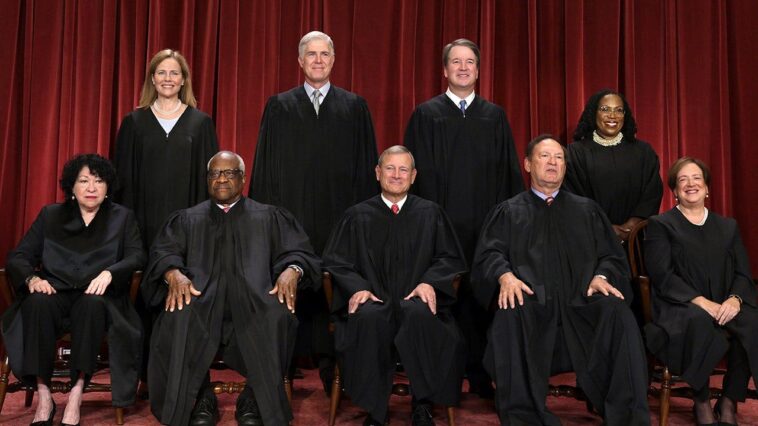 npr-reveals-how-a-misheard-announcement-led-to-it-falsely-claiming-justice-alito-was-retiring