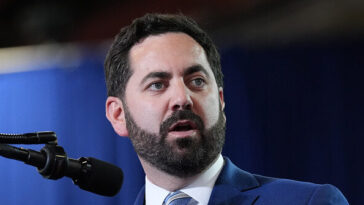house-hearing-turns-into-screaming-match-as-lawler-calls-raskin-a-‘disgrace’