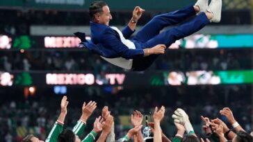 mexico-snaps-40-year-knockout-drought-to-advance-to-world-cup-round-of-16