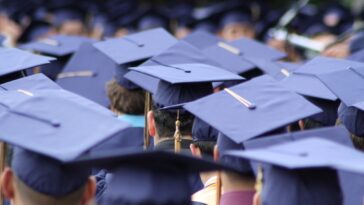 wisconsin-student-alleges-school-barred-her-from-using-bible-verse-at-graduation