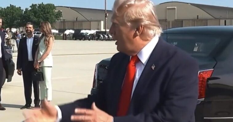 trump-says-he-wants-acting-dni-bill-pulte-to-“declassify-almost-everything”-–-“i-told-him-declassify-whatever-you-want”-(video)