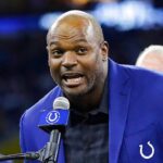 nfl-hall-of-famer-dwight-freeney-calls-out-league-for-putting-games-on-too-many-streaming-services