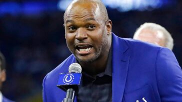 nfl-hall-of-famer-dwight-freeney-calls-out-league-for-putting-games-on-too-many-streaming-services