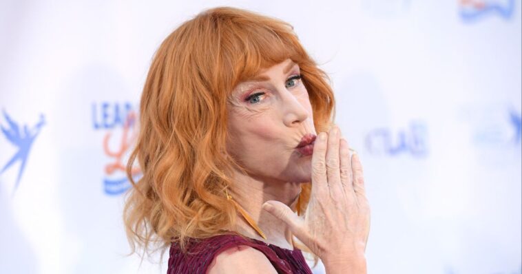 kathy-griffin-actually-banned?-celeb-says-she’s-not-welcome-on-tonight-show,-years-after-photo-of-her-holding-bloody-trump-head-went-viral