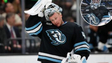 islanders-sign-vitek-vanecek-to-add-needed-goalie-depth-in-nhl-free-agency