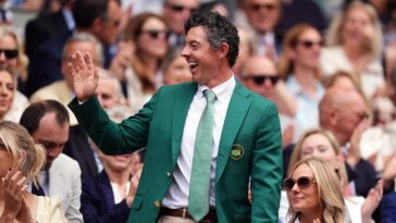 rory-mcilroy-turns-heads-at-wimbledon-by-sporting-his-masters-green-jacket-at-center-court
