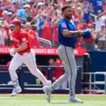 freddy-peralta’s-dud-buries-mets-as-veteran’s-miserable-season-continues-in-loss-to-blue-jays