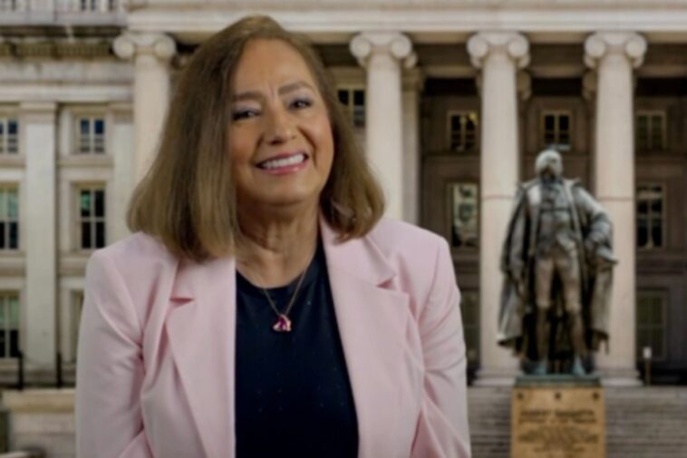 first-and-only-foreign-born-treasurer-in-us-history-stands-as-proof-of-the-american-dream:-‘look-at-me’