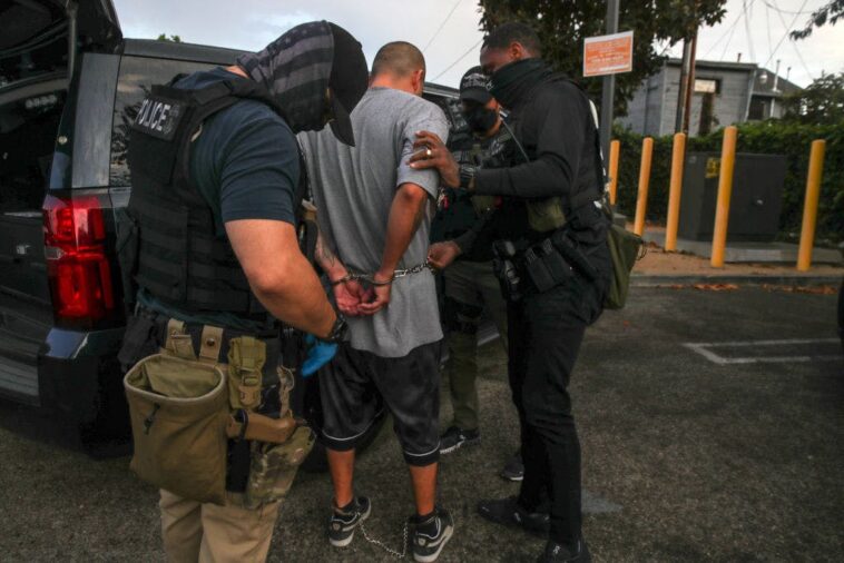 white-house-renews-pressure-on-ice-to-turbocharge-arrests