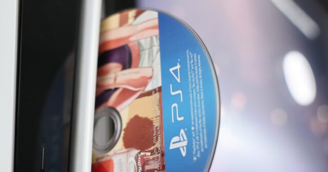 goodbye-discs:-sony-to-end-production-of-physical-games-in-2028