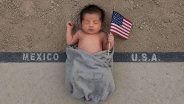 sad:-woman-gives-birth-on-border-and-now-only-baby’s-top-half-is-american