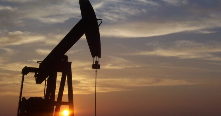 “we’re-running-out-of-oil”:-the-lie-used-to-support-the-green-energy-agenda