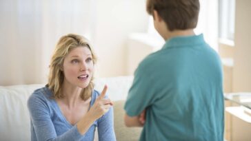 mom-threatens-kids-with-a-road-trip-if-they-don’t-behave