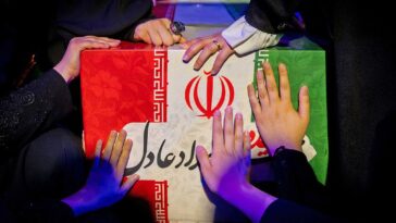 iran-wants-the-world-to-see-one-thing-at-khamenei’s-funeral