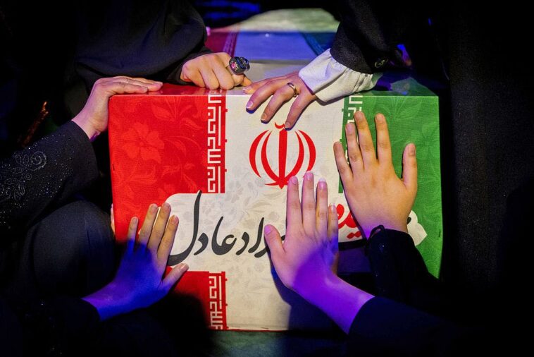 iran-wants-the-world-to-see-one-thing-at-khamenei’s-funeral
