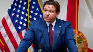 illegal-migrants-banned-from-being-admitted-to-florida-public-universities,-state-board-rules