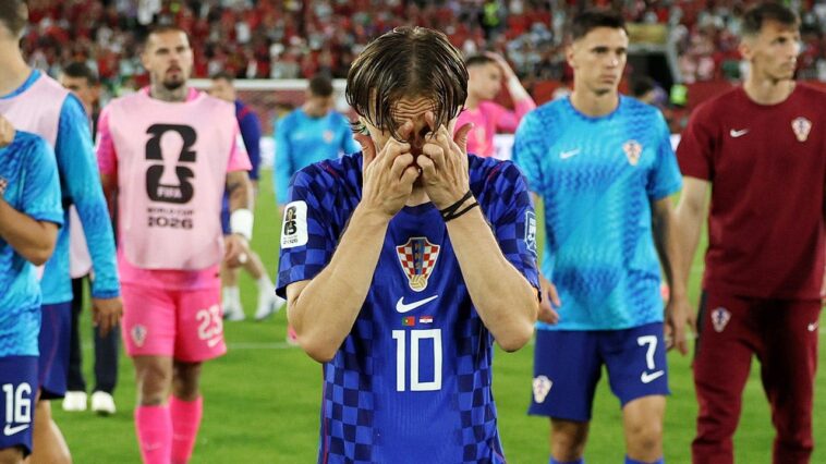var-denies-croatia’s-game-tying-goal-as-cristiano-ronaldo-leads-portugal-to-round-of-16