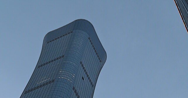china-claims-pilot-who-flew-into-beijing’s-tallest-building-was-suicidal-divorcee