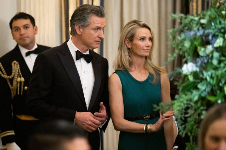 fbi-embedded-wired-informant-inside-newsom’s-admin,-lawyer-says