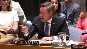 waltz-blasts-iran-envoy:-‘this-is-not-tehran.-this-is-the-united-states-of-america’
