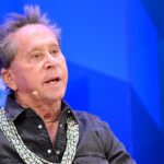 hollywood-producer-behind-‘apollo-13’-rejects-politics-in-his-movies,-seeks-to-unite-audiences