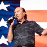 lee-greenwood:-trump-can-help-finish-the-fight-frank-sinatra-started