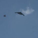 americans-cheer-as-b-2-stealth-bomber,-fighter-aircraft-fly-over-great-american-state-fair-in-dc-amid-250-celebrations-(video)