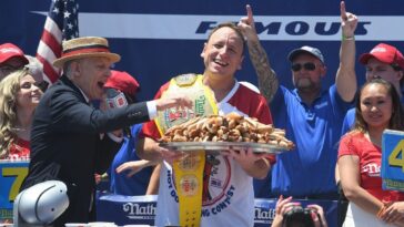 glizzy-gambling:-best-bets-for-the-2026-nathan’s-hot-dog-eating-contest-in-coney-island,-brooklyn