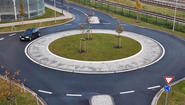 american-enters-day-3-of-searching-for-exit-from-roundabout