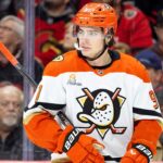 flyers-make-stunning-offer-sheet-for-ducks-star-leo-carlsson-in-blockbuster-nhl-move