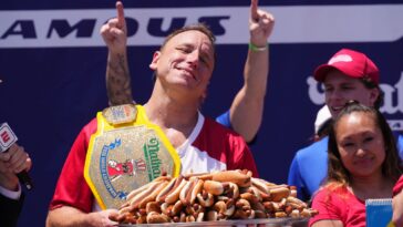 how-to-watch-the-4th-of-july-nathan’s-hot-dog-eating-contest-for-free