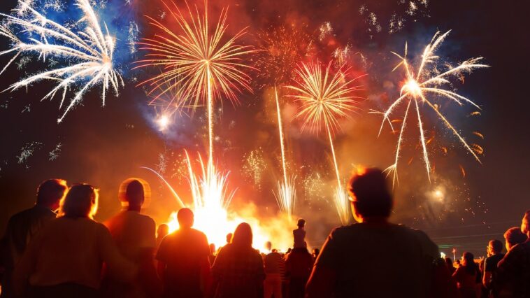 fourth-of-july-fireworks-pose-hidden-health-risk-for-certain-americans,-experts-warn