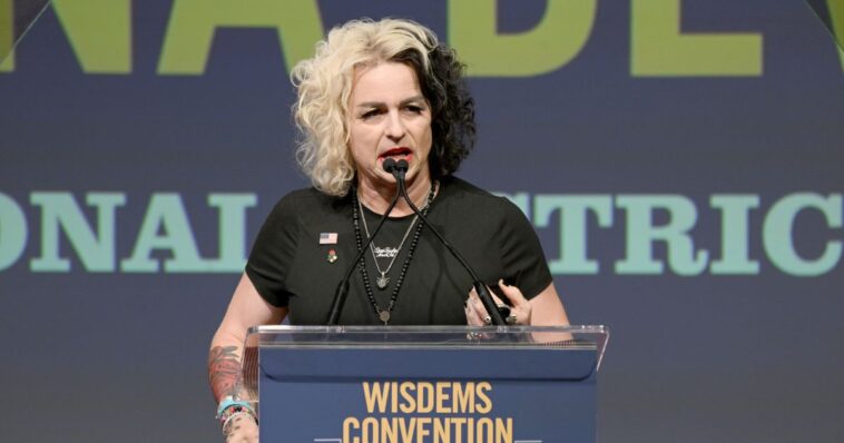 trans-maniac-who-worked-for-dem-campaign-calls-for-anti-gop-death-squads-targeting-‘the-animals-that-make-up-maga’