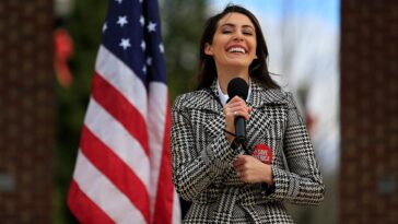 anna-paulina-luna-kicks-off-fourth-of-july-weekend-with-message-for-the-libs,-‘back-it-up,-terry’-&-fireworks