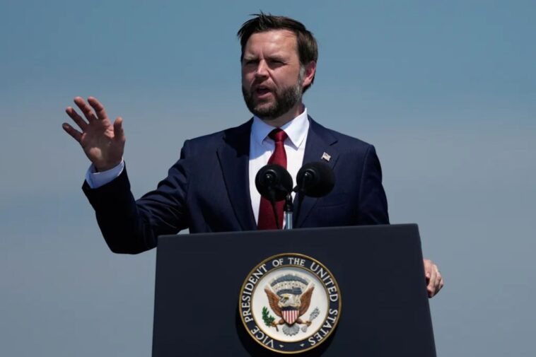 jd-vance-celebrates-‘250-years-of-america-facing-the-future-without-fear’-in-4th-of-july-address-in-nyc