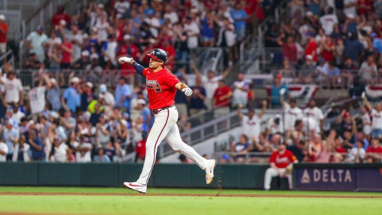 braves-stadium-busted-out-in-‘country-roads’-and-something-incredible-happened-on-the-next-pitch
