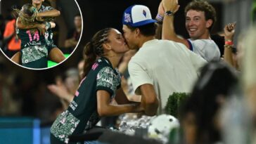 trinity-rodman-runs-to-ben-shelton-for-‘bittersweet’-kiss-after-scoring-winner-in-nwsl-return