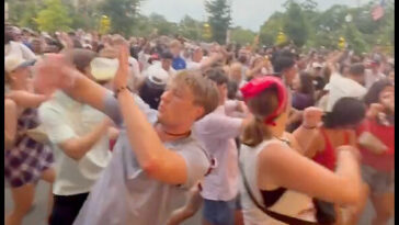watch:-patriotic-americans-party-in-dc.-streets-as-weather-threatens-4th-of-july-events:-‘it’s-time-to-celebrate’