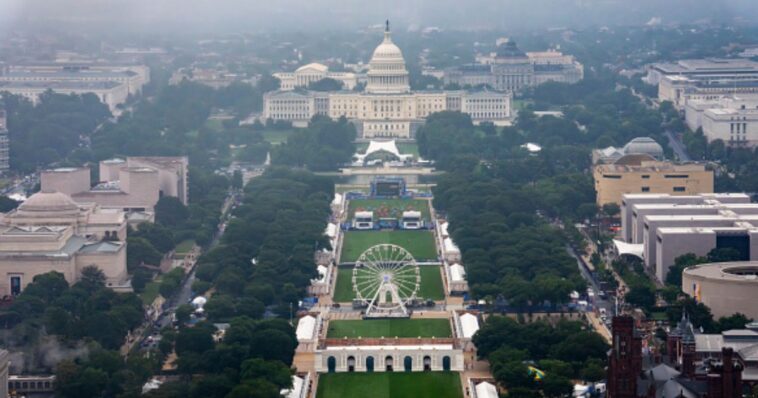 ‘he-came-and-stab-me’:-food-truck-pirates-turn-national-mall-into-a-lawless-mess